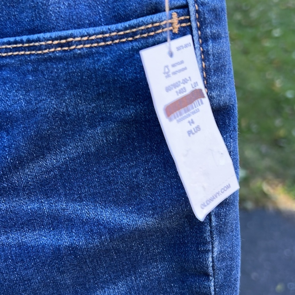 Jeans - Picture 4 of 5